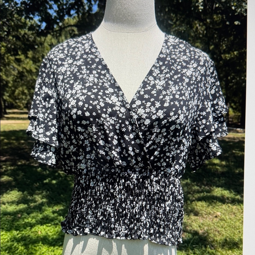 Altar'd State Black and White Floral Blouse